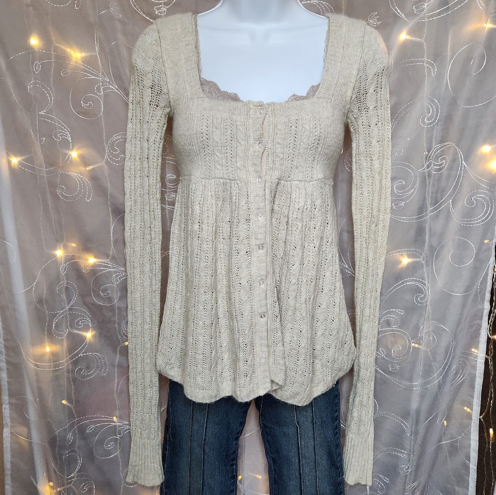 Abercrombie and Fitch babydoll sweater